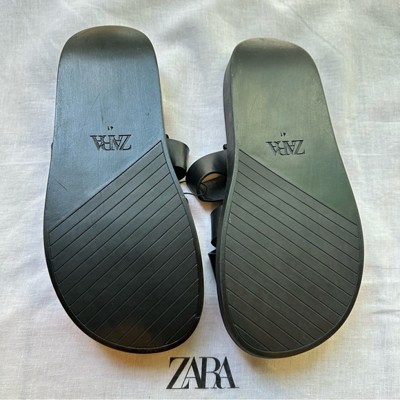 New Zara Minimal Flat Black Criss Cross Straps Sandals 3603/910 Size 10 - Picture 5 of 8